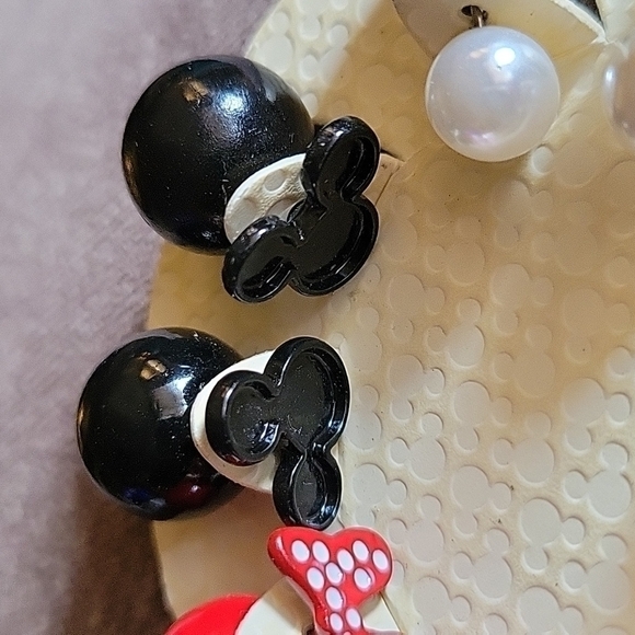 DISNEY THEME PARK Minnie Mouse Front Back Earrings Set